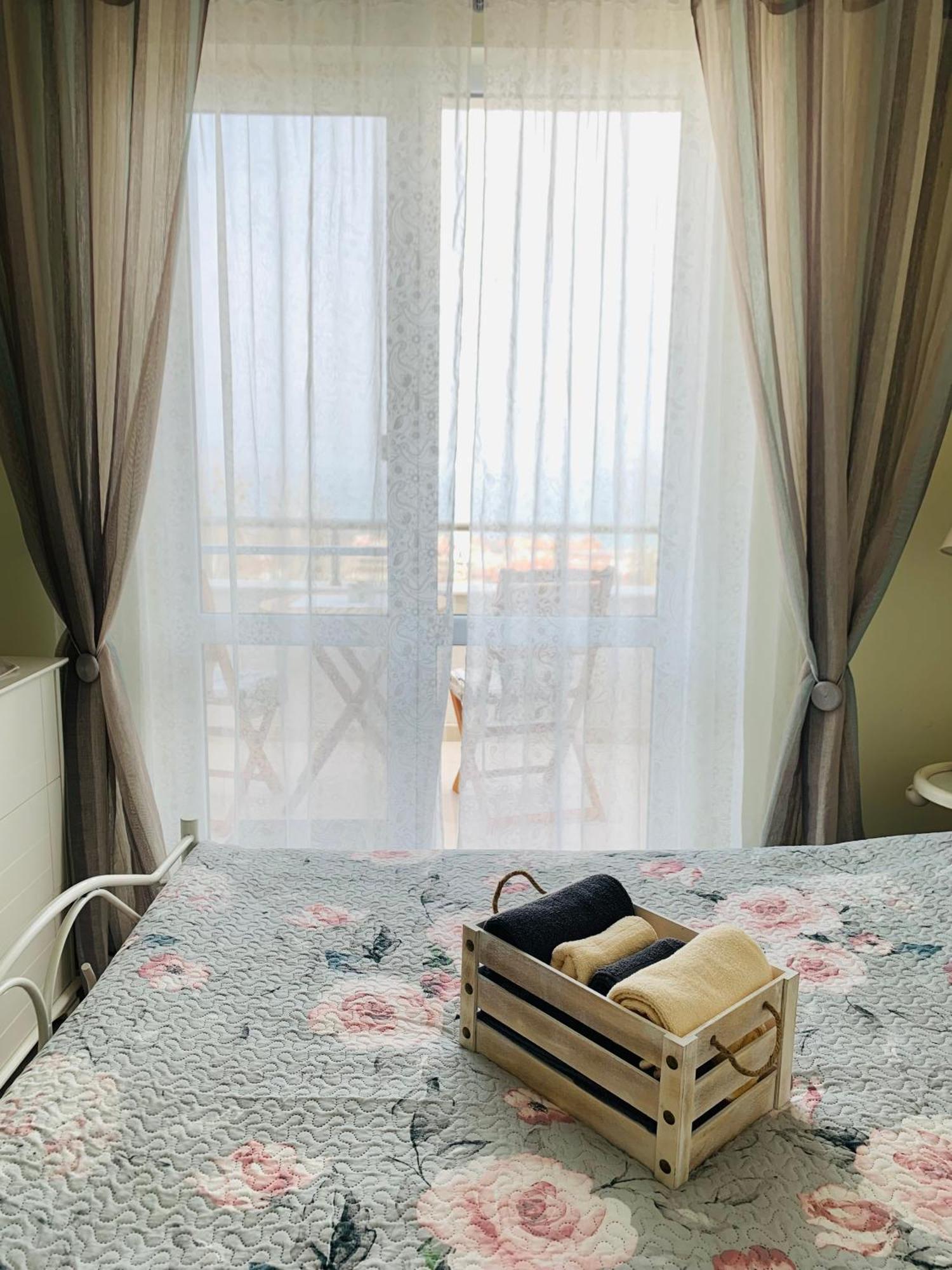 Kiwi Gardens Apartment เบียลา ภายนอก รูปภาพ