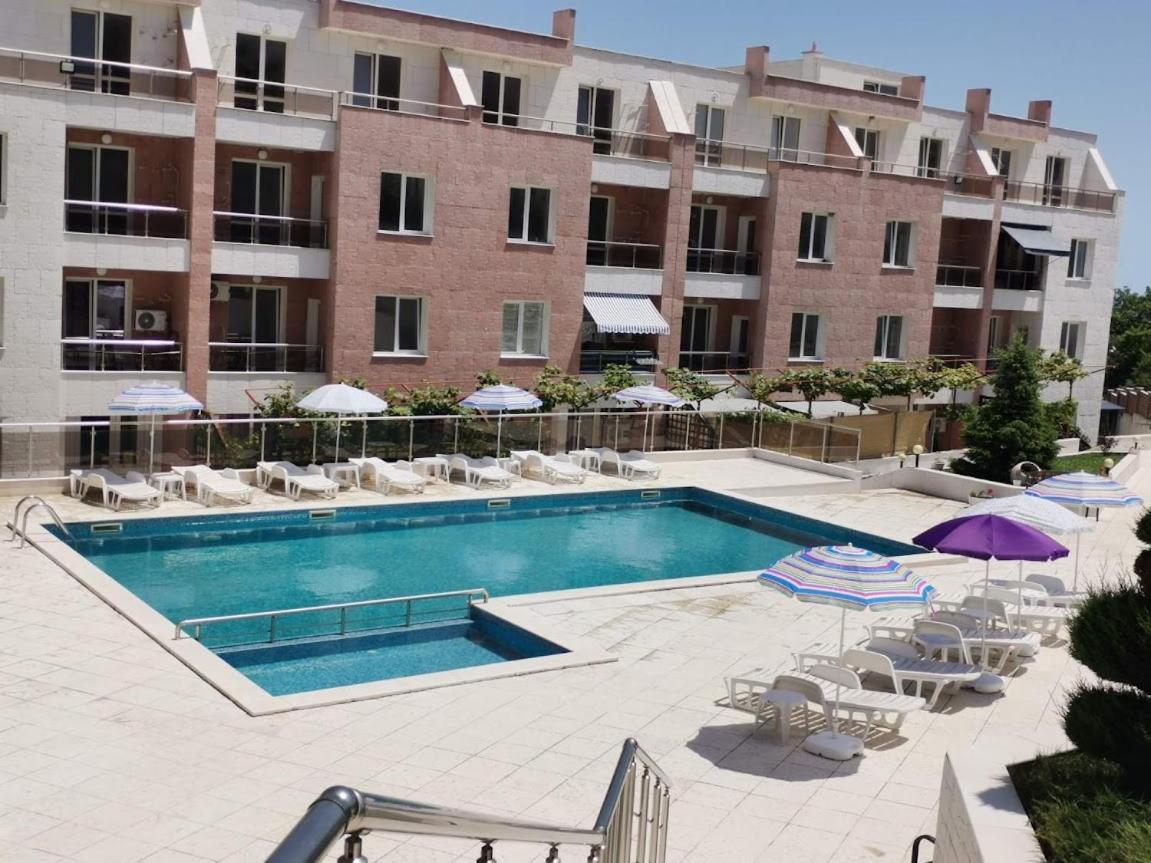 Kiwi Gardens Apartment เบียลา ภายนอก รูปภาพ
