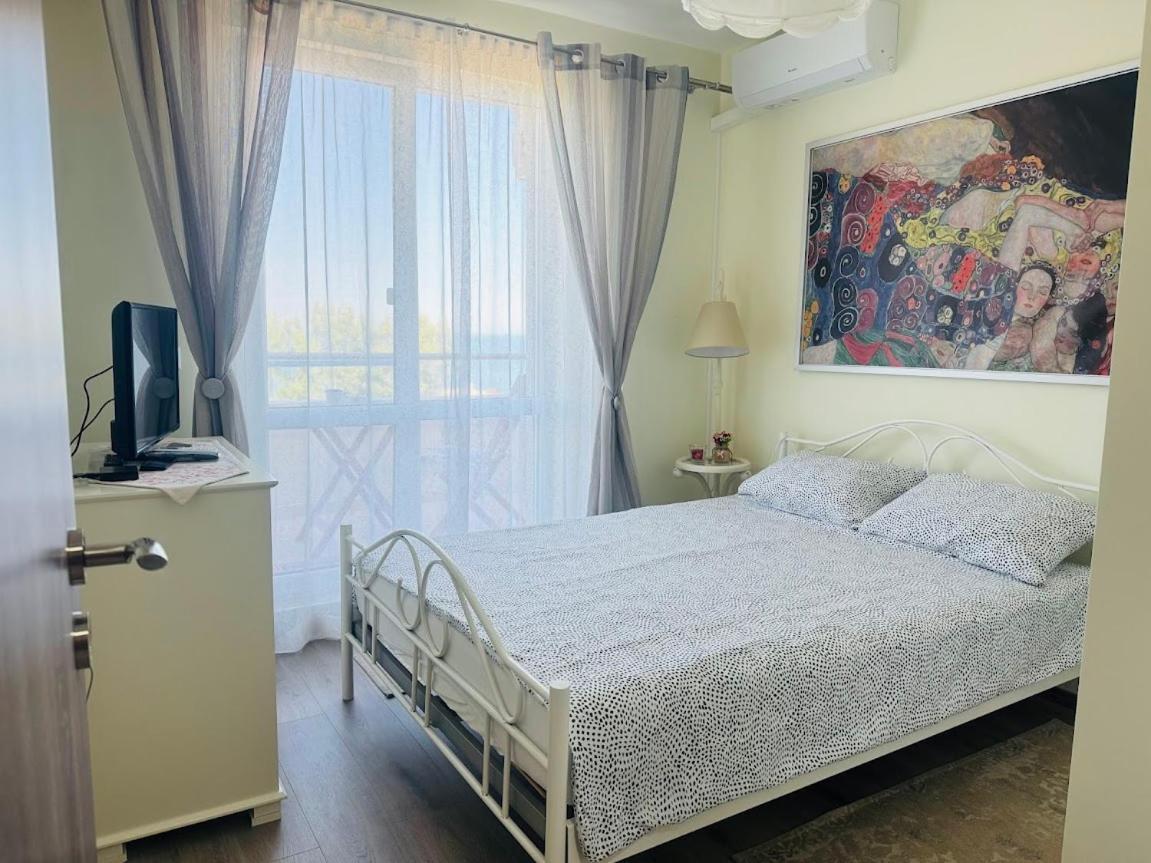 Kiwi Gardens Apartment เบียลา ภายนอก รูปภาพ